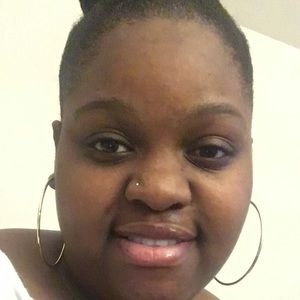 Meet your Posher, Shanique